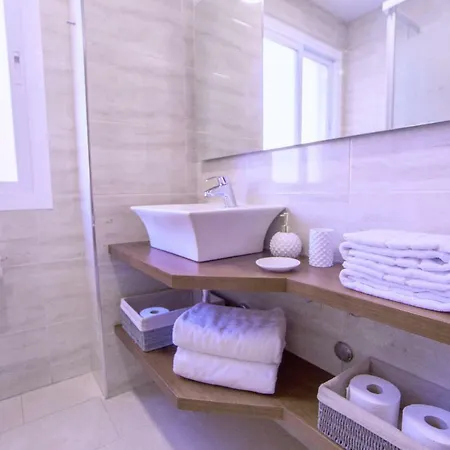 Apartamento Malaga Beach Màlaga Exterior photo
